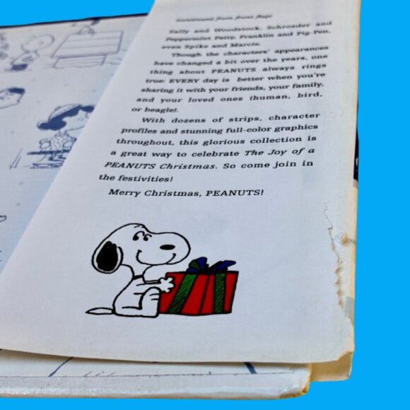 The Joy of A Peanuts Christmas by Charles Schulz (2000) Hardcover Hallmark Books - Picture 9 of 16